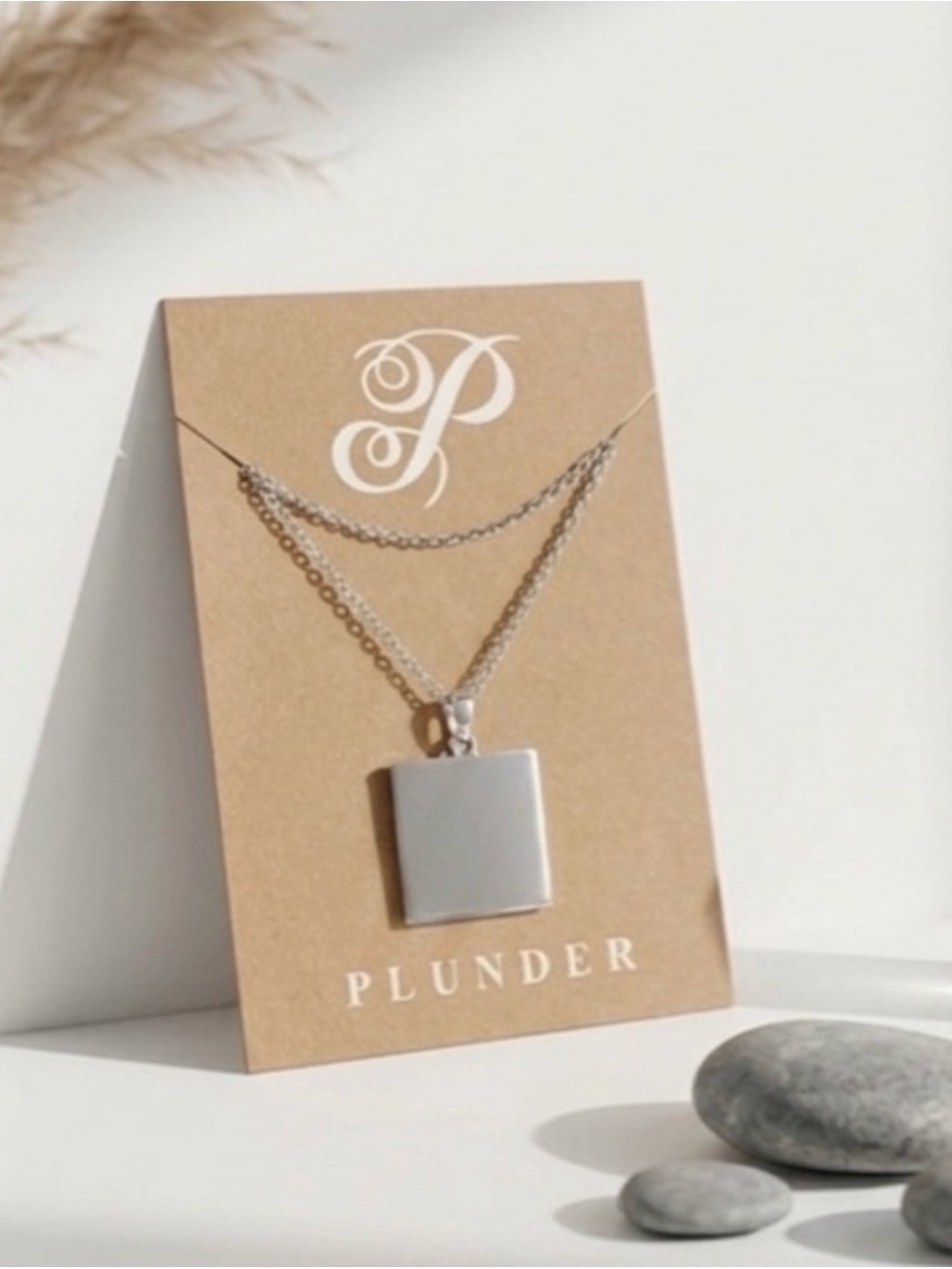 ✨ NEW ✨ Plunder Sliver Square Pendant Necklace ✨